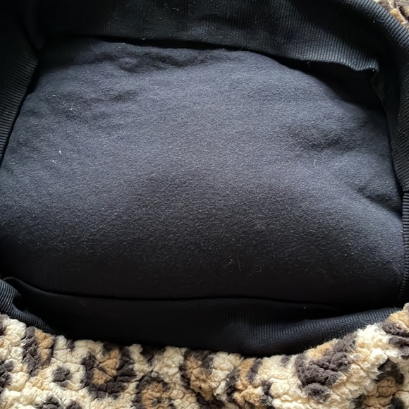Express Sherpa Sweatshirt - Picture 5 of 6